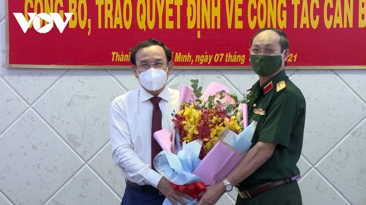 Thăng quân hàm Trung tướng cho Tư lệnh Bộ Tư lệnh TP.HCM Nguyễn Văn Nam